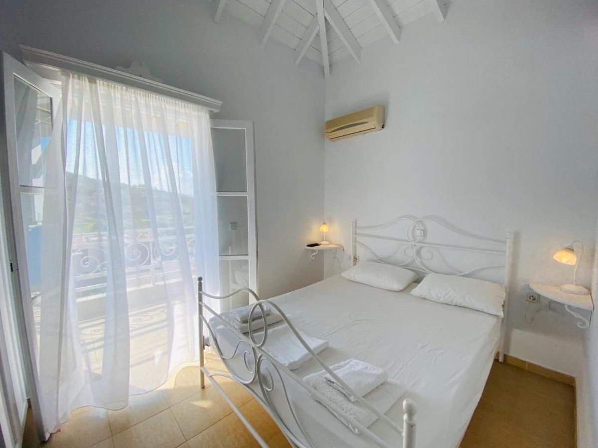 Pontamos Villas Chalki Town Exterior photo